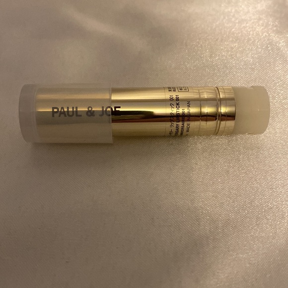 Paul & Joe anniversary lipstick 001 - Picture 6 of 7